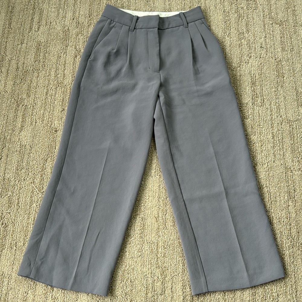 Free ship- Aritzia blue purple crop effortless pants size 0